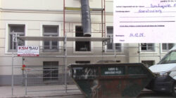 Veronikagasse 8 - Generalsanierung. Gebäude sieht ansonsten gepflegt aus.